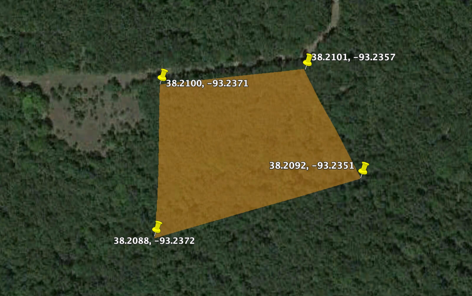 Forbes Lake of the Ozarks Property 4.41 Acres in Benton County, Missouri Land Elevated