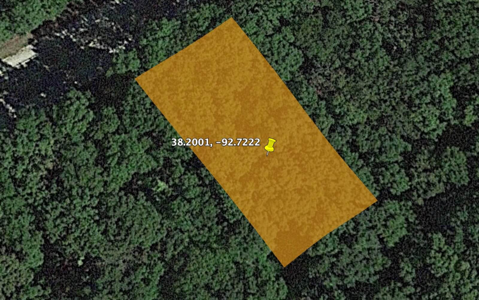 Cove Property on Lake of the Ozarks 0.24 Acres in Camden